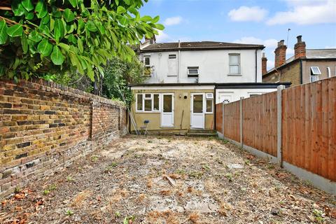 36b York Road, Ilford, IG1 3AF