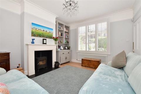 35 Eythorne Road, Shepherdswell, Dover, CT15 7PG
