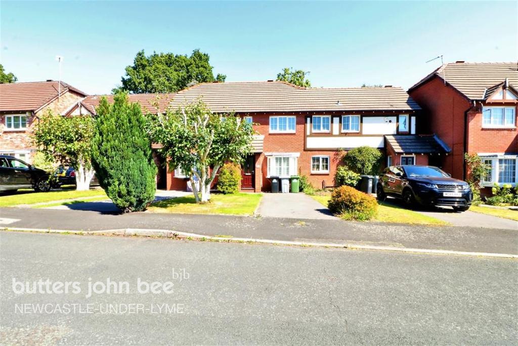 Home Farm Avenue, Macclesfield 2 bed detached house £875 pcm (£202 pw)