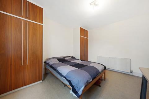 2 bedroom apartment to rent, Lisgar Terrace, W14