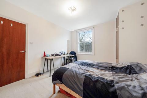 2 bedroom apartment to rent, Lisgar Terrace, W14