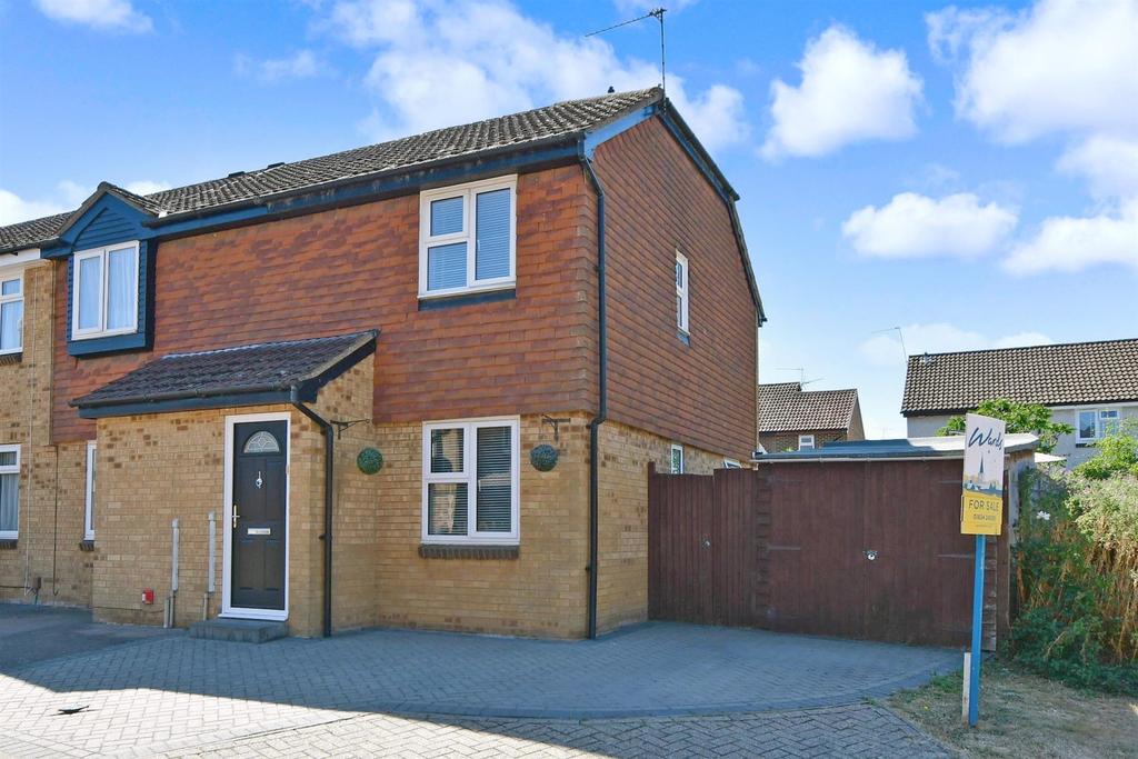 Lucas Road, Snodland, Kent 2 bed semidetached house £325,000