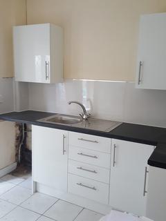 2 bedroom terraced house to rent, Upper Clara Street, Kimberworth,, Rotherham s61 1HT