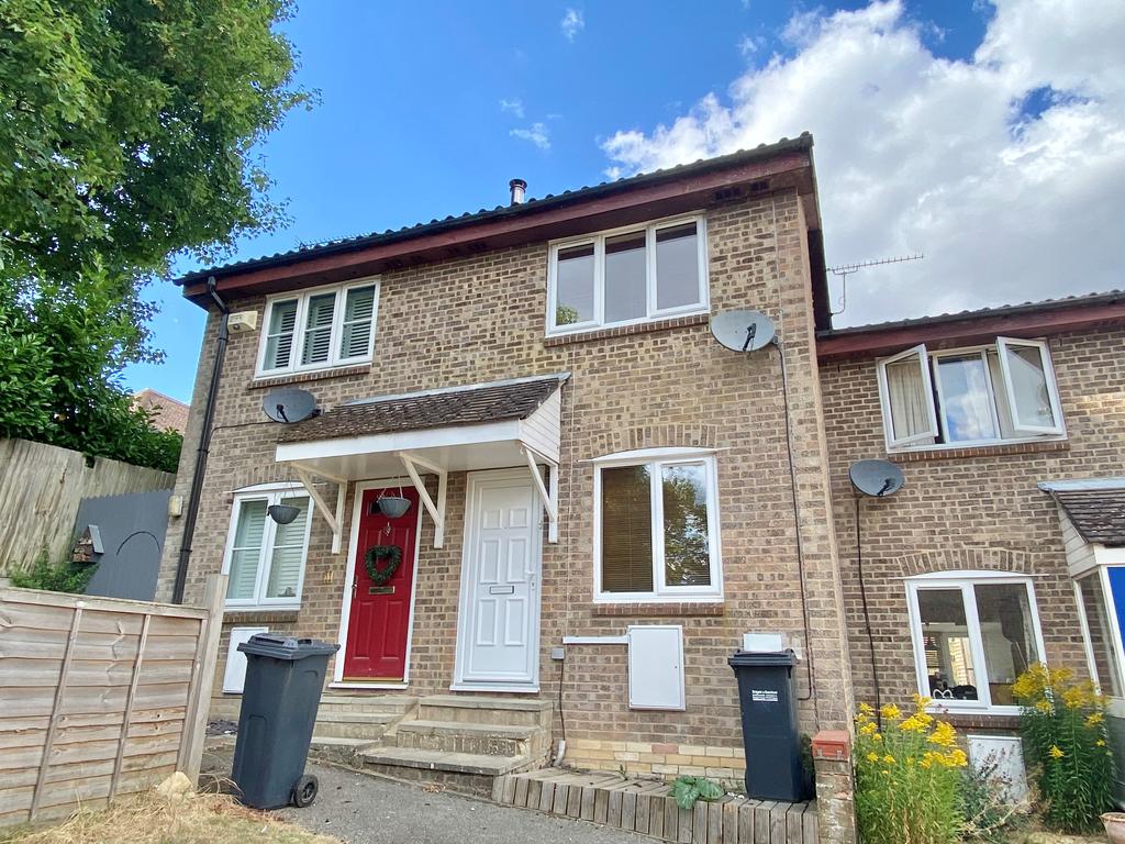 Squerryes Mede, Westerham TN16 1 bed terraced house to rent £995 pcm