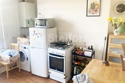 1 bedroom flat to rent, Coldharbour Lane, London, SW9