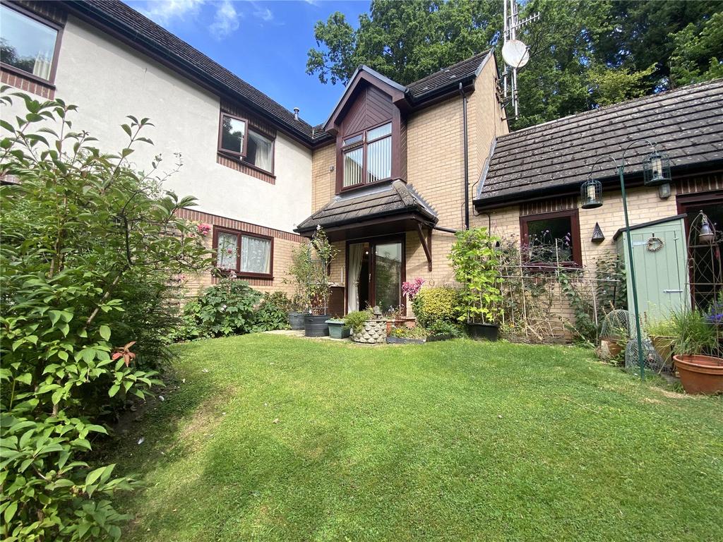 Maidens Croft, Hexham... 2 bed apartment £100,000