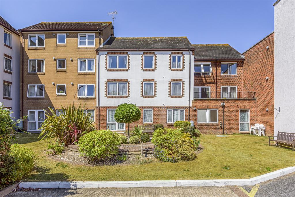 14 Claremont Court, Campbell Road, Bognor Regis, PO21 1 bed retirement
