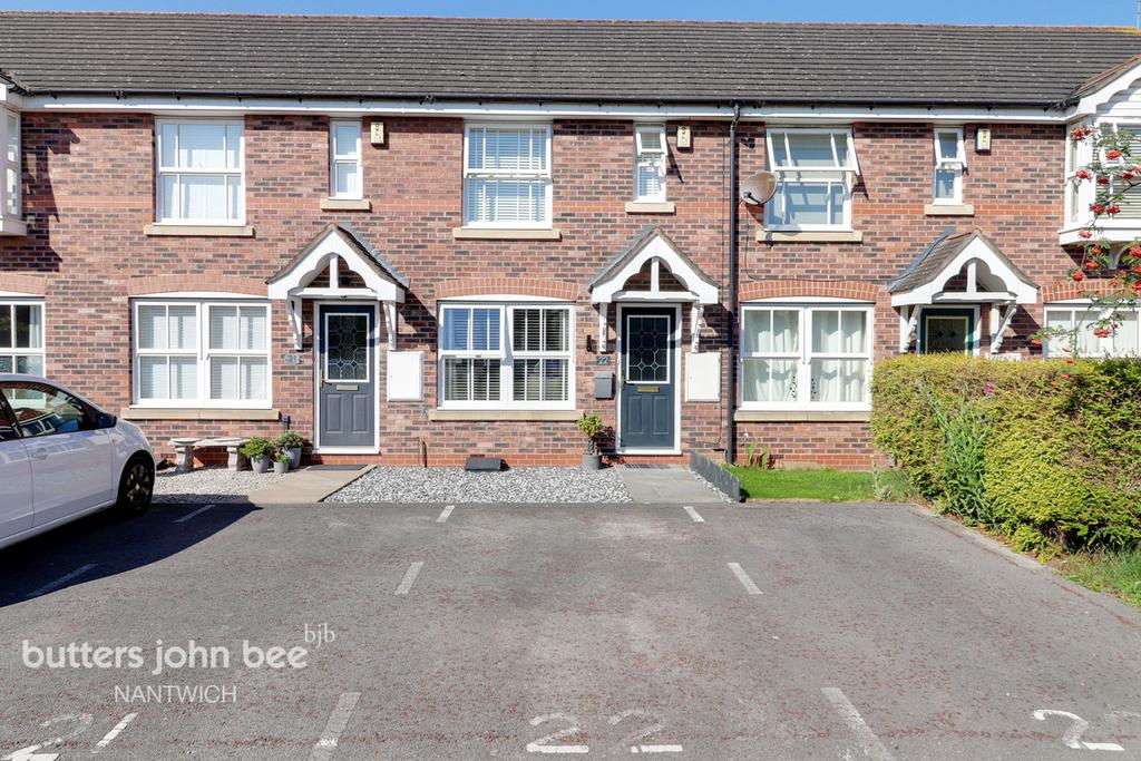 Whitewell Close, Nantwich 2 bed terraced house £200,000