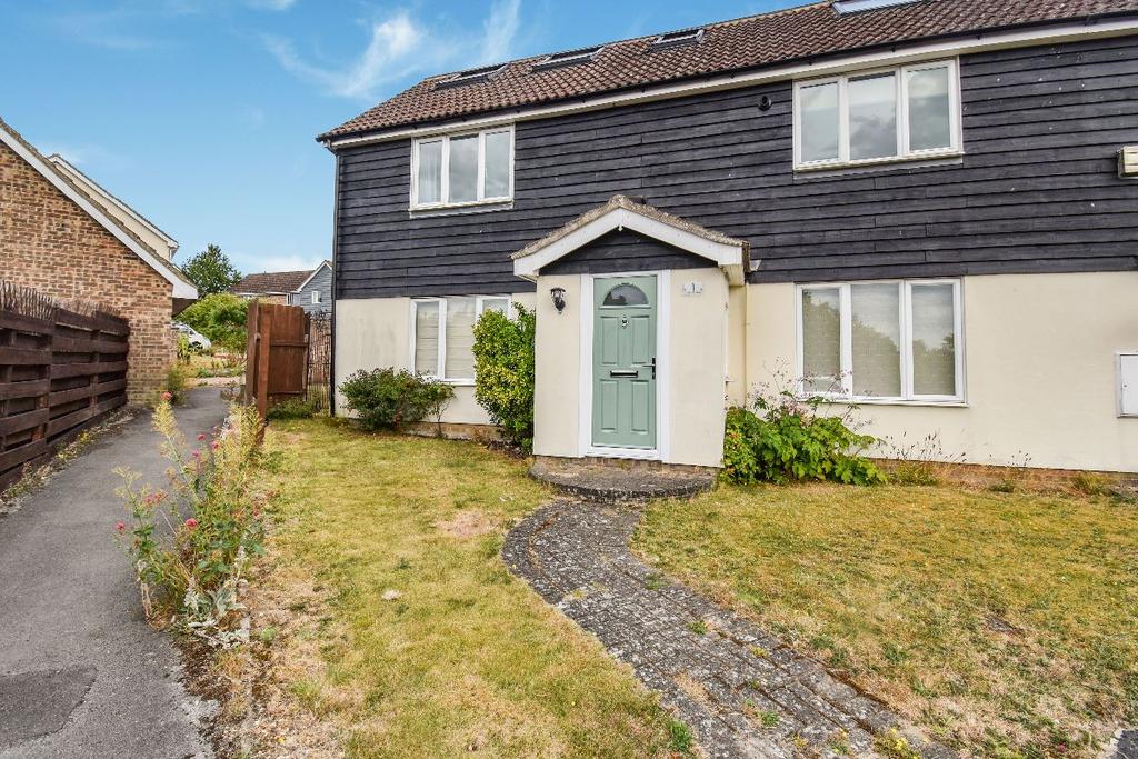 Hollybush Way, Linton, Cambridge 5 bed end of terrace house £1,800