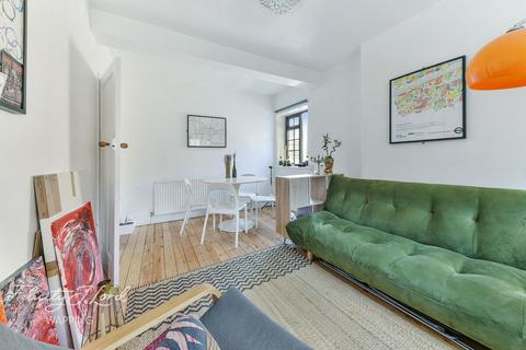 Flat 2, 49 Cavell Street, London, E1 2BP