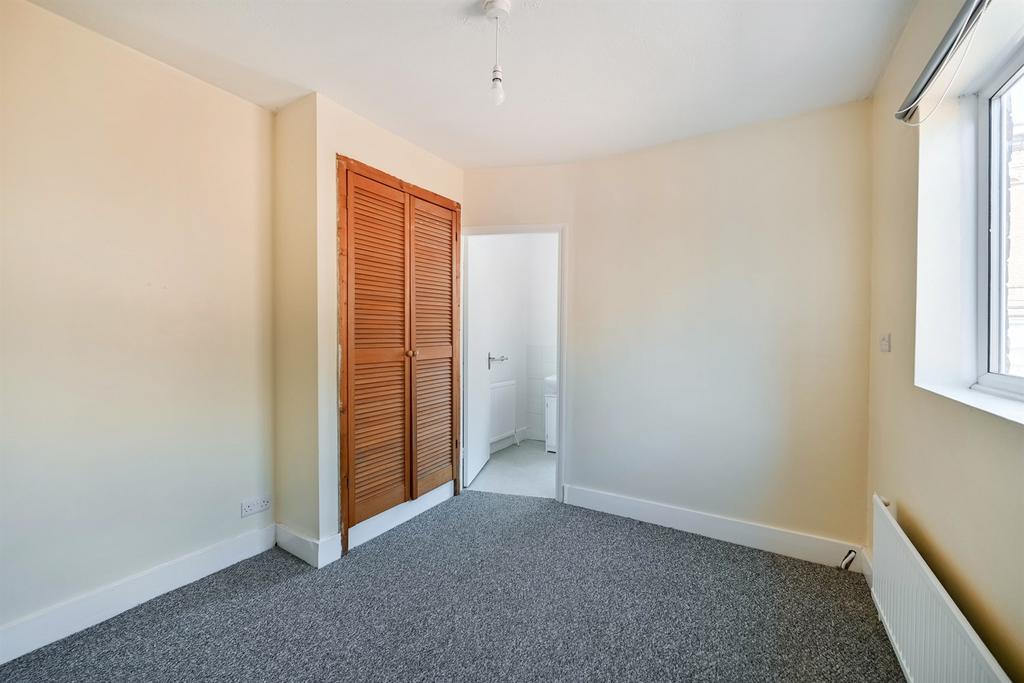House in Reading, Spring Gardens, Coley - More