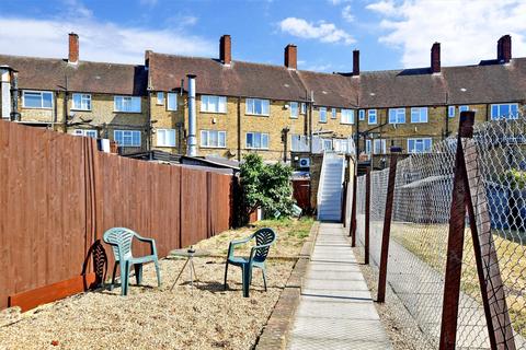 9 Assembly Walk, Carshalton, SM5 1JH