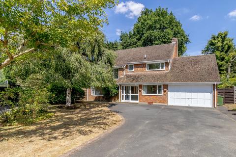 30 Birkett Way, Chalfont St Giles, HP8 4BJ