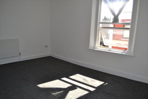 4 bedroom terraced house to rent, Armoury Square