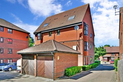 31 Turnpike Lane, Sutton, SM1 4HB