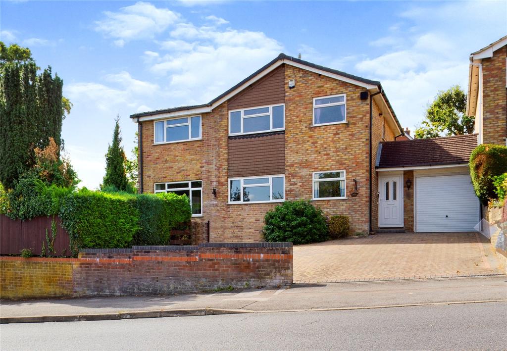 Chapel Hill, Tilehurst, Reading, Berkshire, RG31 4 bed detached house