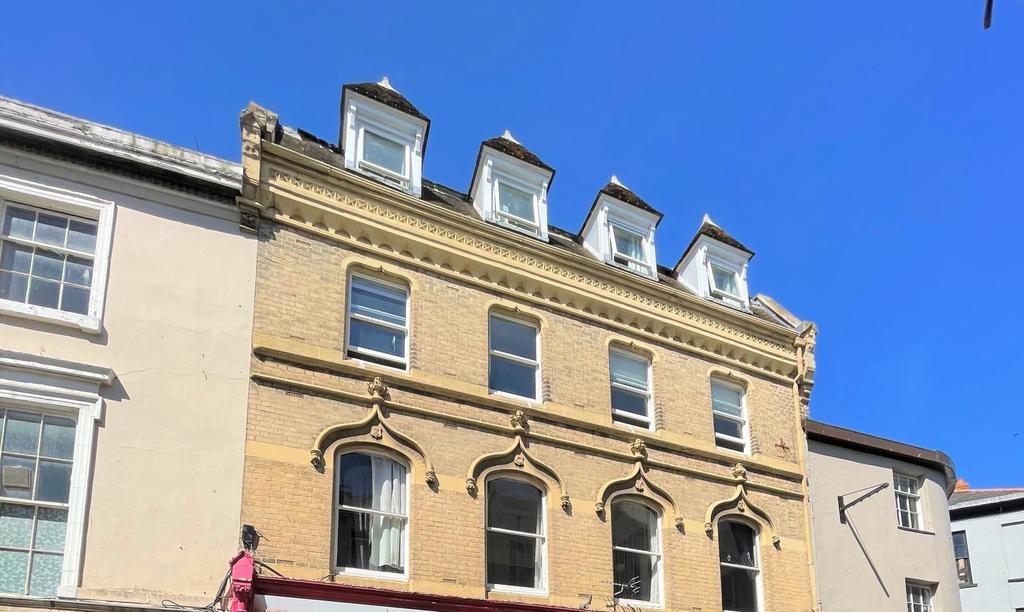 Flat 1, 69 Boutport Street, Barnstaple, EX31 1 HG