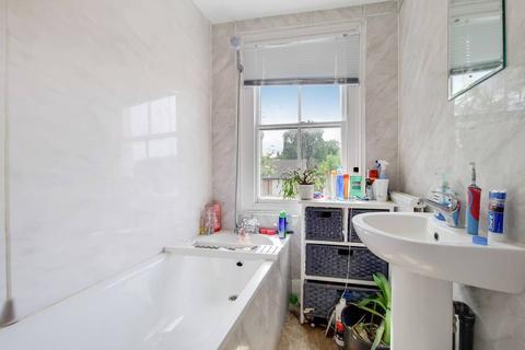 14 Eton Road, Datchet, Slough, SL3 9AY
