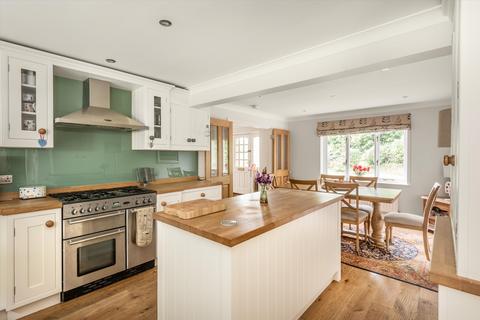 4 bedroom detached house for sale, Hales Field, Haslemere, Surrey, GU27