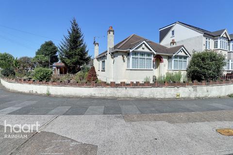 43 Cherry Tree Lane, Rainham, RM13 8TR