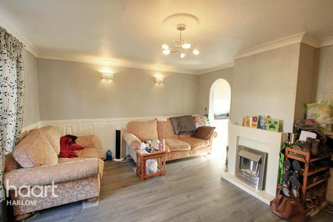 104 Canons Brook, Harlow, CM19 4EG