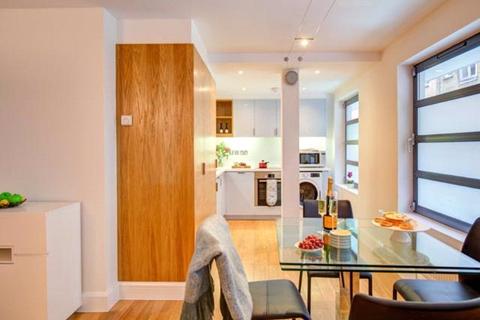 2 bedroom flat to rent - 12 North Mews, London, London