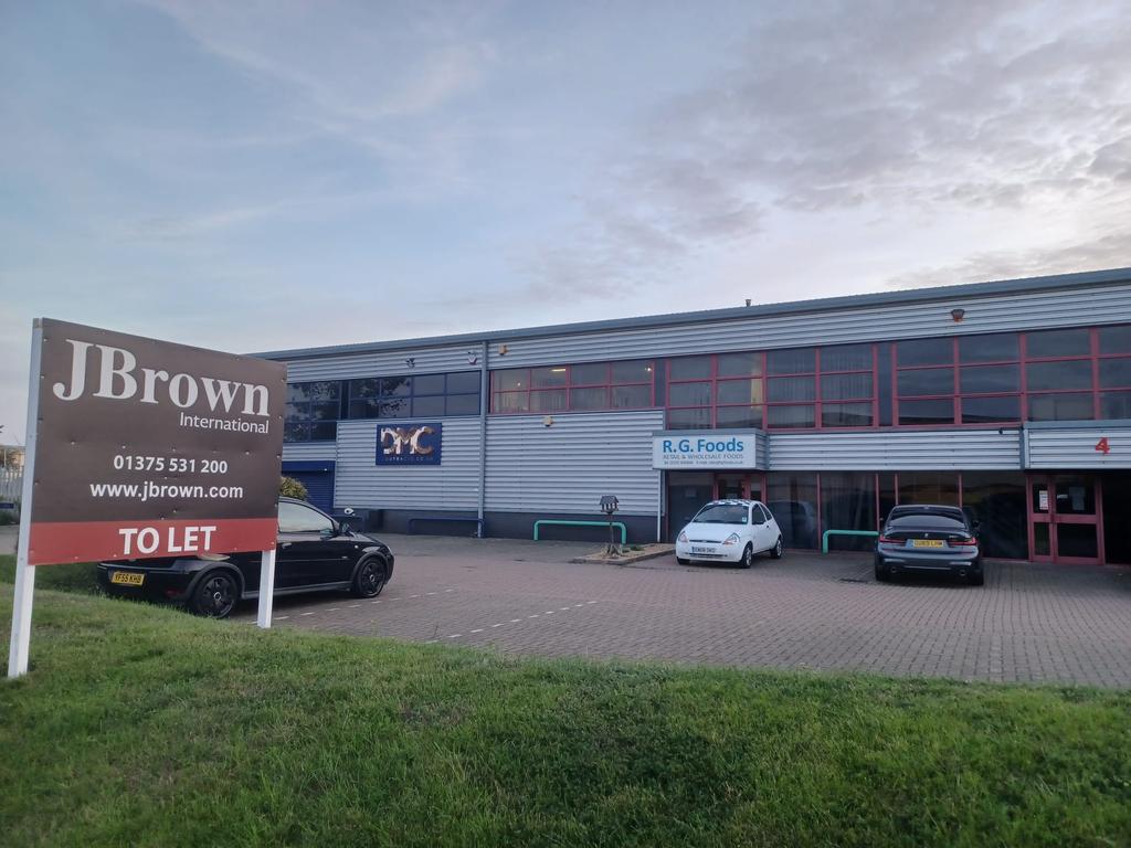 Tilbury, Essex, RM18 Property £7,000 pcm (£1,615 pw)