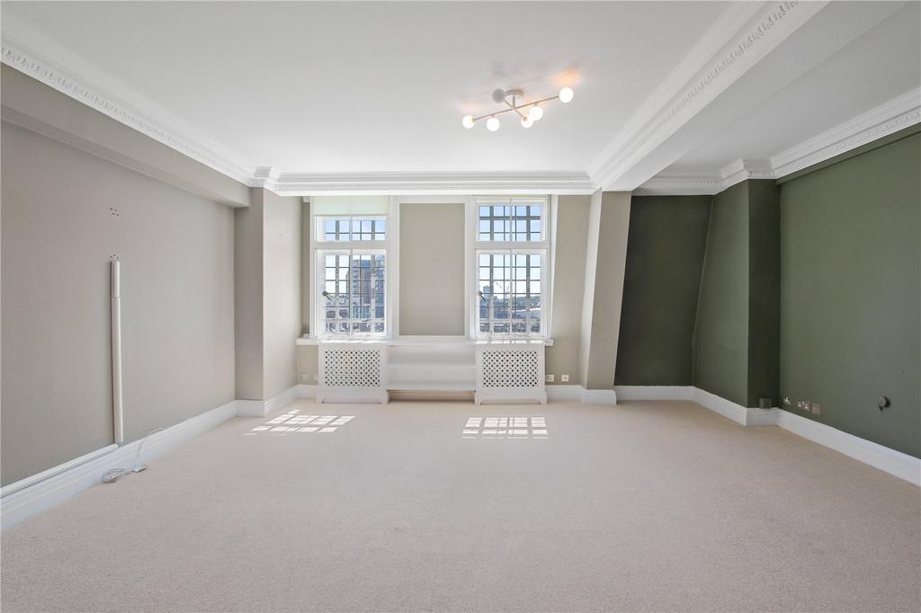 Baker Street, London 3 bed flat £4,117 pcm (£950 pw)