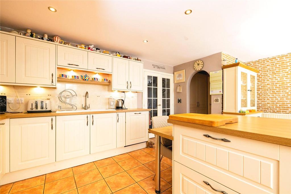 Wilkinson Way, Scunthorpe... 4 bed detached house £290,000