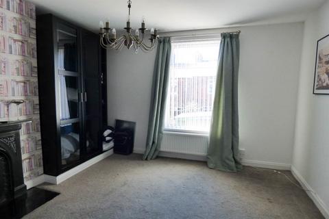 3 bedroom terraced house to rent, York Street, Jarrow