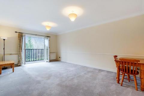 2 bedroom flat for sale - Elderfield Place, Tooting Bec
