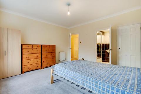2 bedroom flat for sale - Elderfield Place, Tooting Bec