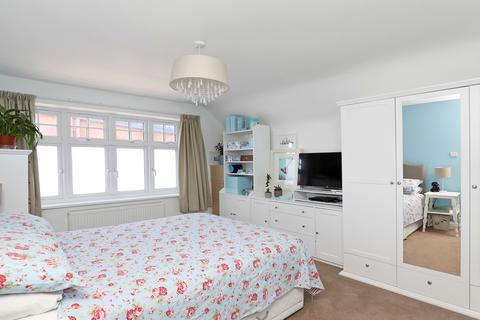 32 Olive Road, London, W5 4JH