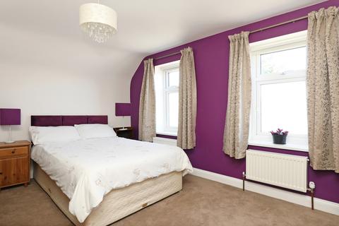 32 Olive Road, London, W5 4JH