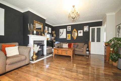 293 Leysdown Road, Leysdown On Sea, Sheerness, ME12 4AR