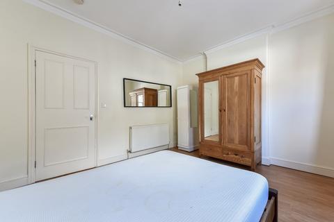 2 bedroom apartment to rent, Kingwood Road, SW6