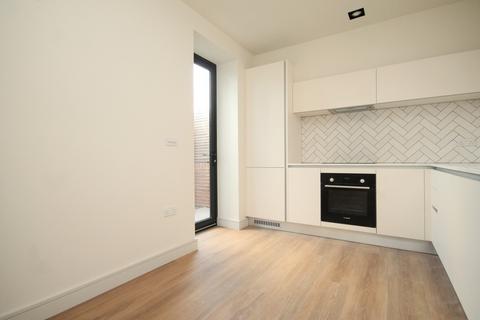 1 bedroom house to rent, North Hill, Highgate, N6