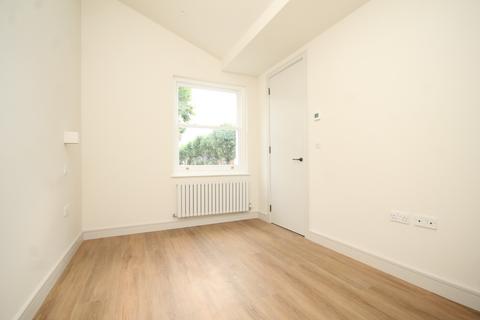 undefined, North Hill, Highgate, N6