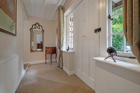 undefined, Nettlebed, Henley-on-thames, RG9
