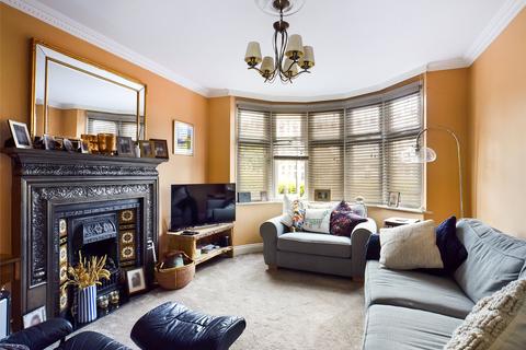 7 Ashview Gardens, Ashford, TW15 3RE