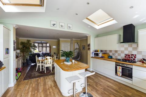 7 Ashview Gardens, Ashford, TW15 3RE