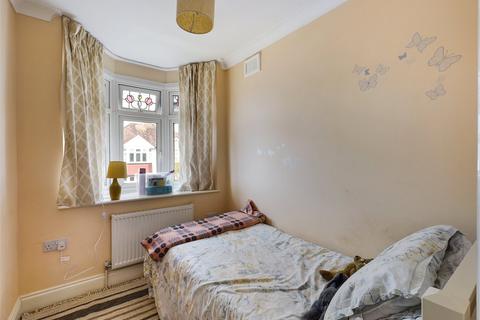 7 Ashview Gardens, Ashford, TW15 3RE