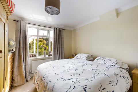 7 Ashview Gardens, Ashford, TW15 3RE