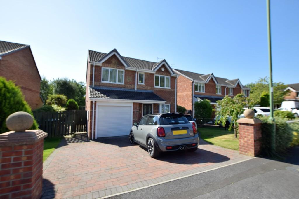 Mowlam Drive, East Stanley, Co. Durham 4 bed detached house £250,000