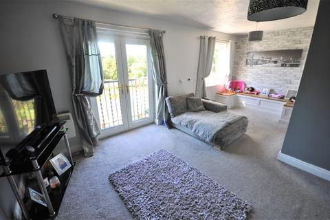 44 Dunstan Drive, Thorne, Doncaster, DN8 5UQ