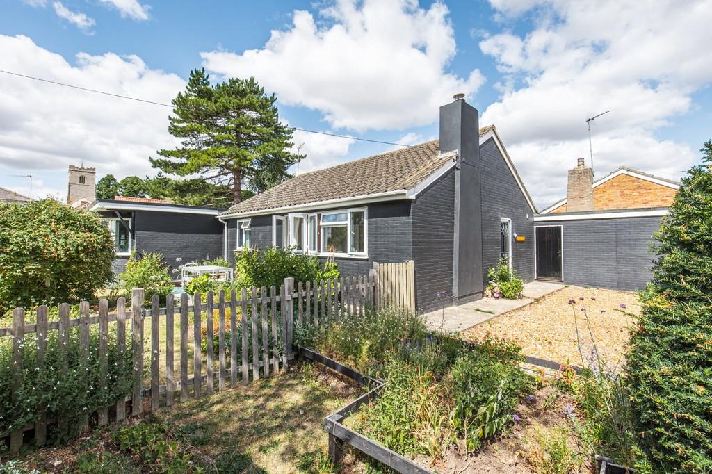 Fincham 3 bed detached bungalow for sale £300,000