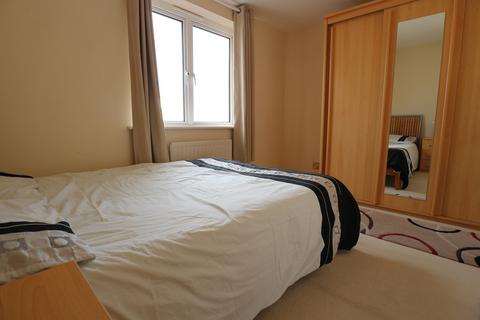 2 bedroom apartment to rent, Merton Court, Brighton Marina Village