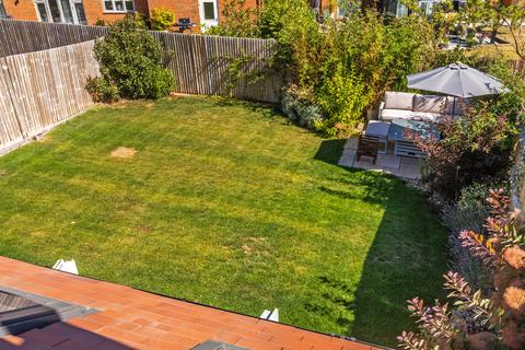 10 Bingham Road, Winchester, SO22 6GB