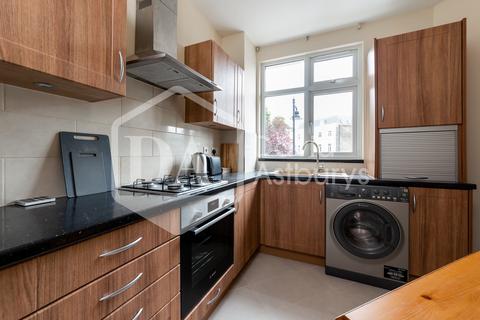 3 bedroom apartment to rent - Caledonian Road, Islington King's Cross Holloway, London
