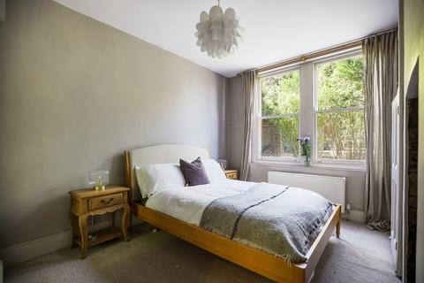 1 bedroom apartment for sale, Tottenham Lane, Crouch End N8